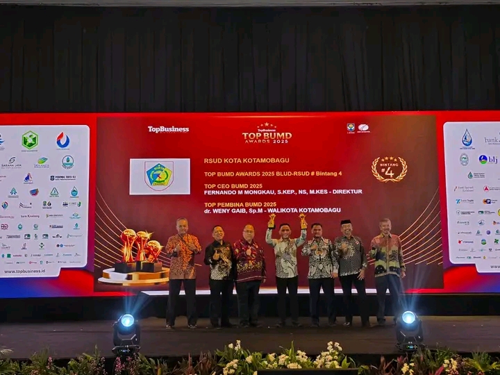 RSUD Kota Kotamobagu Raih Penghargaan TOP BUMD Award 2025