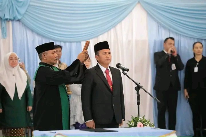 Putra Terbaik BMR, Tahlis Gallang Resmi Dilantik Sekprov Sulut di Ruang Mapalus 